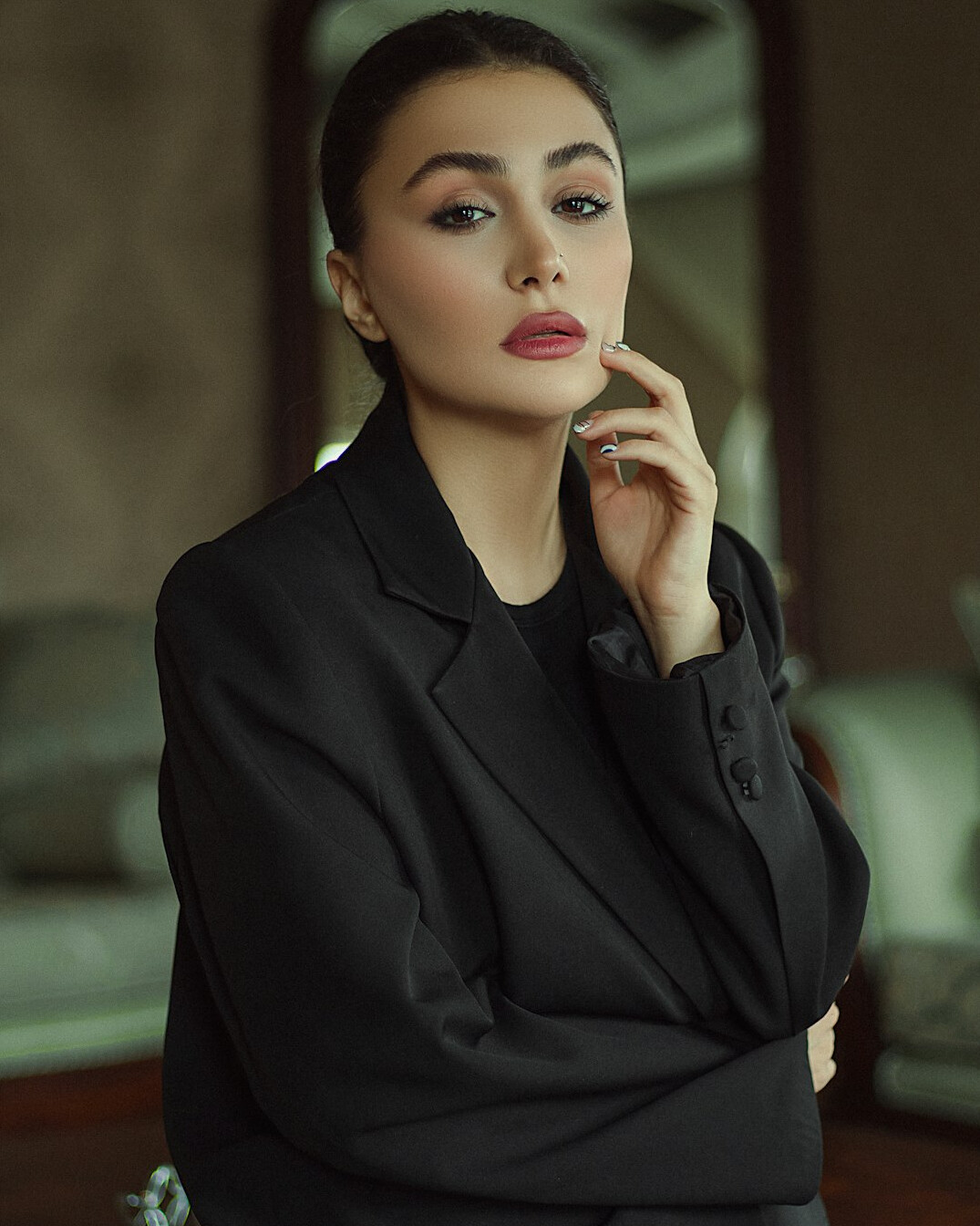 Turkish businesswoman portrait, media trainer